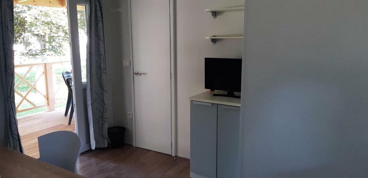 Mobile Homes And Apartment - Terme Catez Catez ob Savi Dış mekan fotoğraf